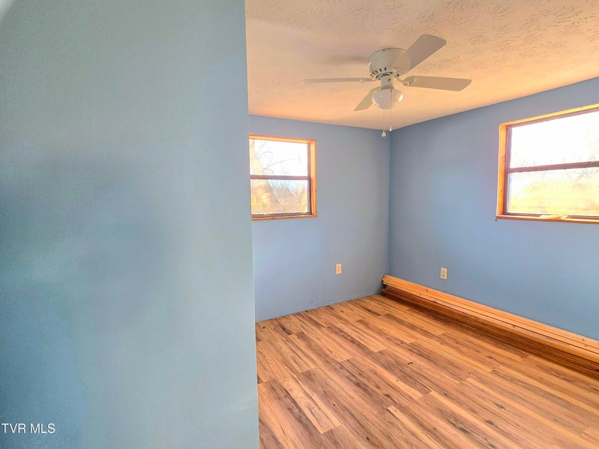 Photo #21: 213 Front Street