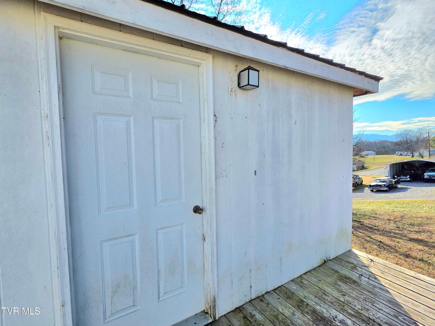 Photo #19: 213 Front Street