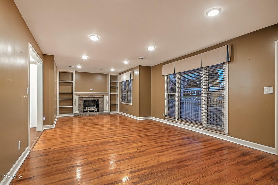 Photo #4: 110 Jackson Lane