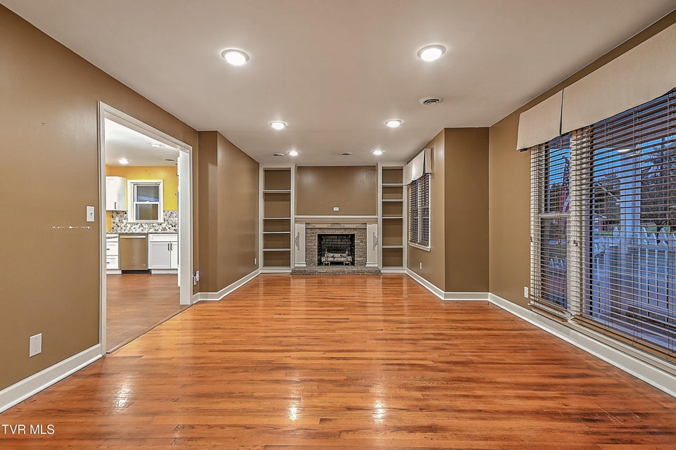 Photo #5: 110 Jackson Lane