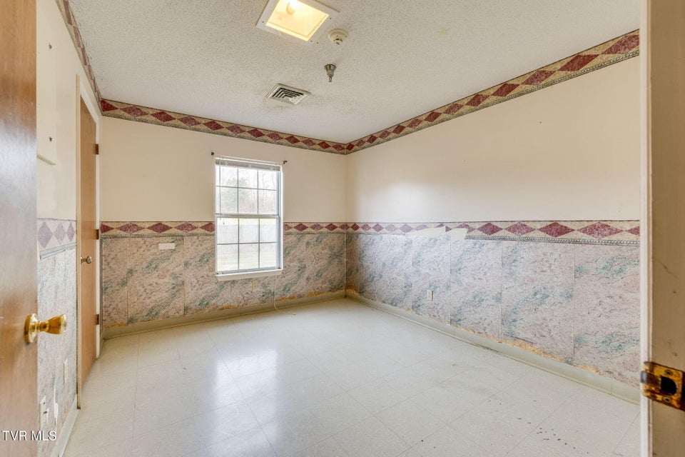 Photo #24: 1540 Highway 70 Bypass