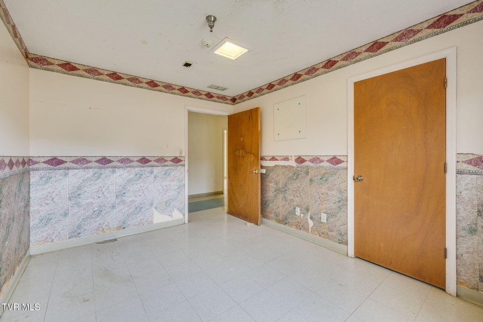 Photo #25: 1540 Highway 70 Bypass