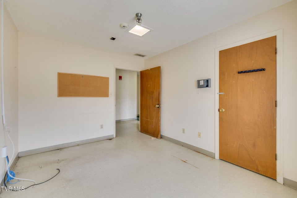 Photo #27: 1540 Highway 70 Bypass