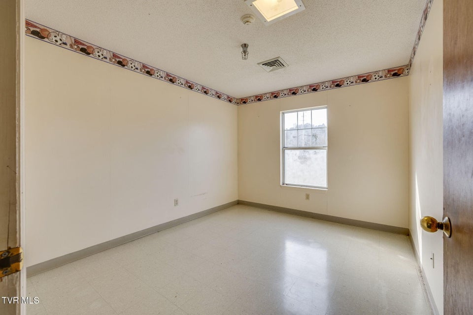 Photo #29: 1540 Highway 70 Bypass