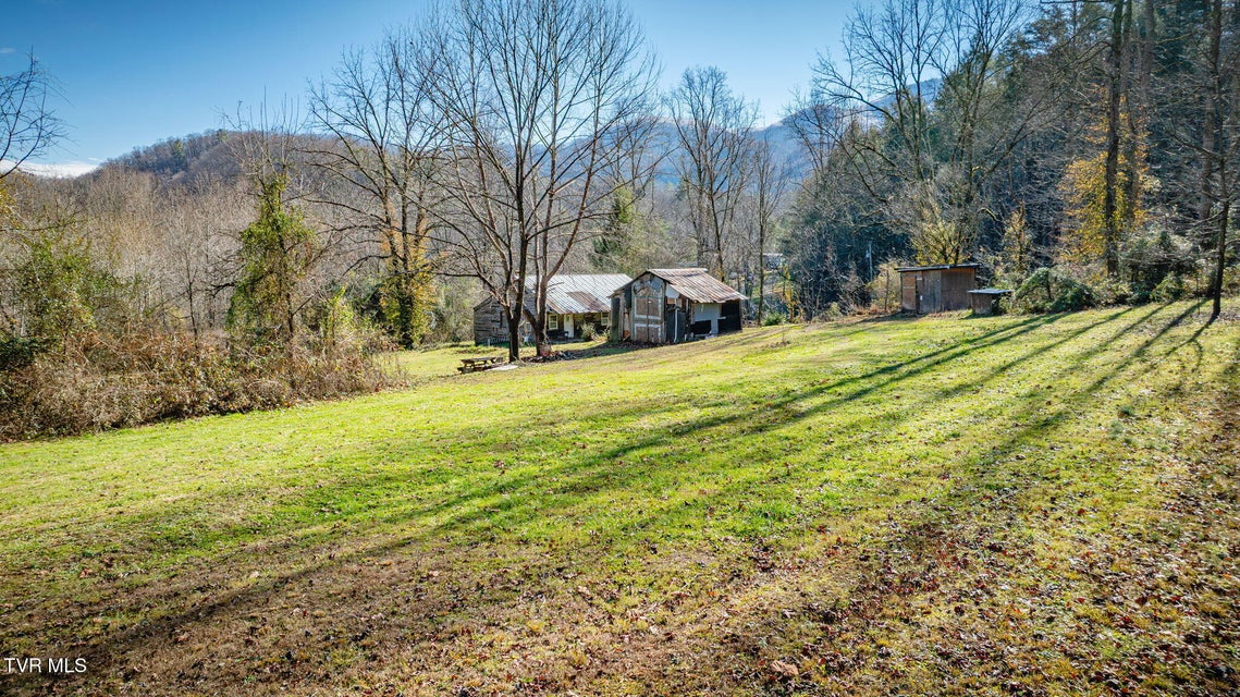 Photo #8: 4035 Lindsey Gap Road