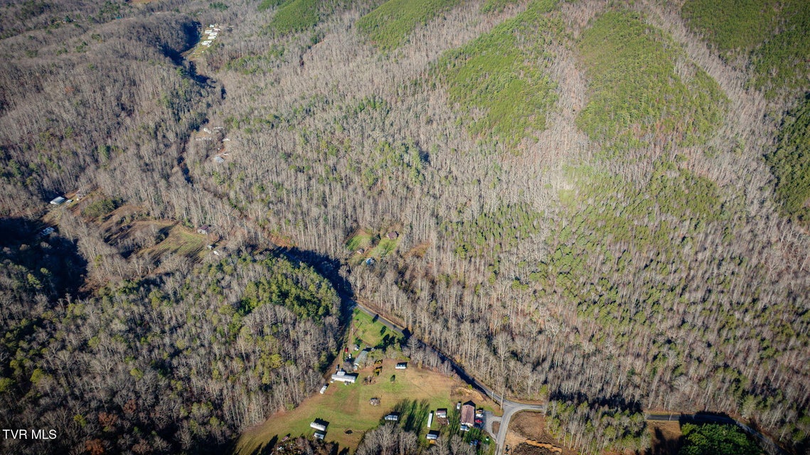 Photo #33: 4035 Lindsey Gap Road