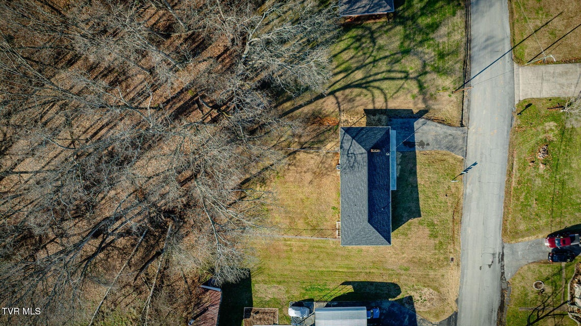 Photo #35: 128 Thompson Street