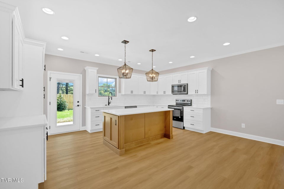 Photo #4: 610 Cherry Marie Drive