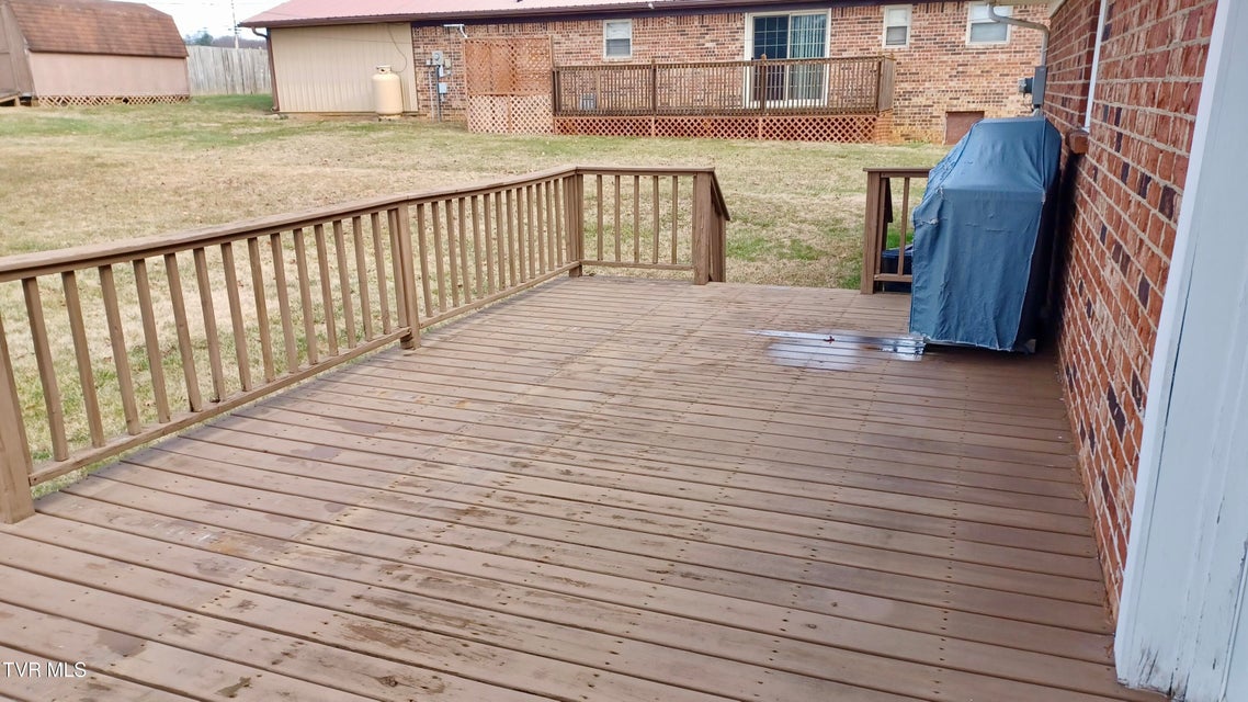 Photo #40: 212 Oak Place