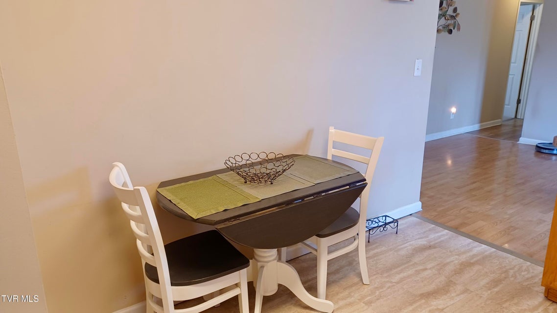 Photo #20: 212 Oak Place