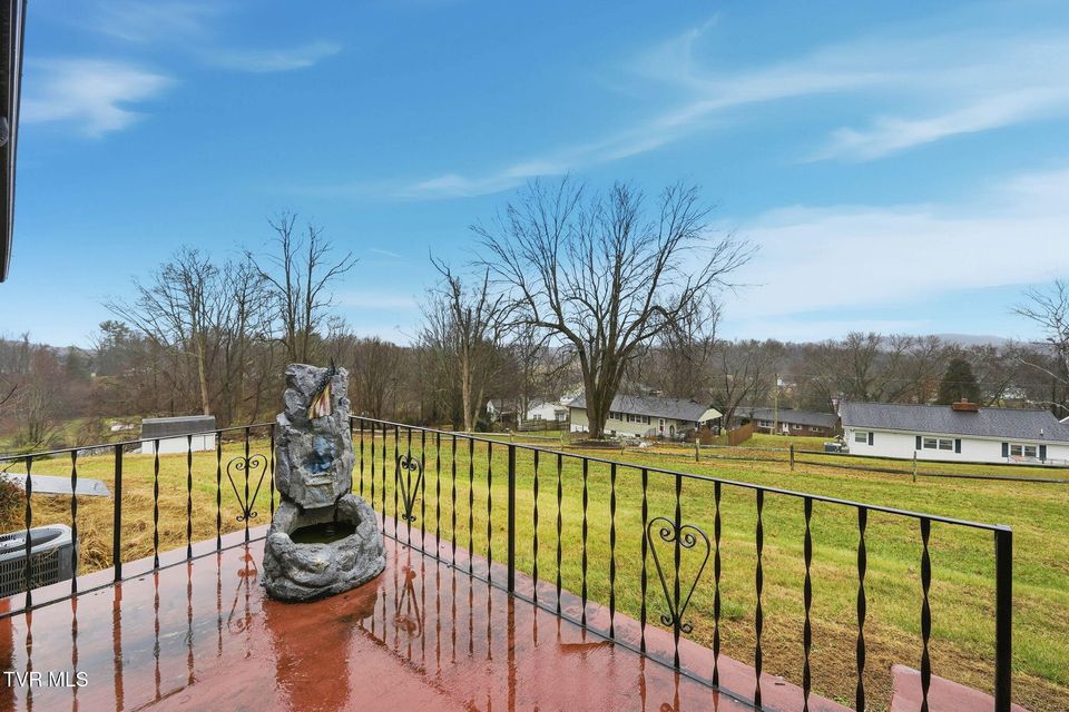 Photo #35: 748 Navaho Trail