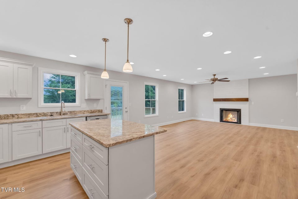 Photo #6: 622 Cherry Marie Drive