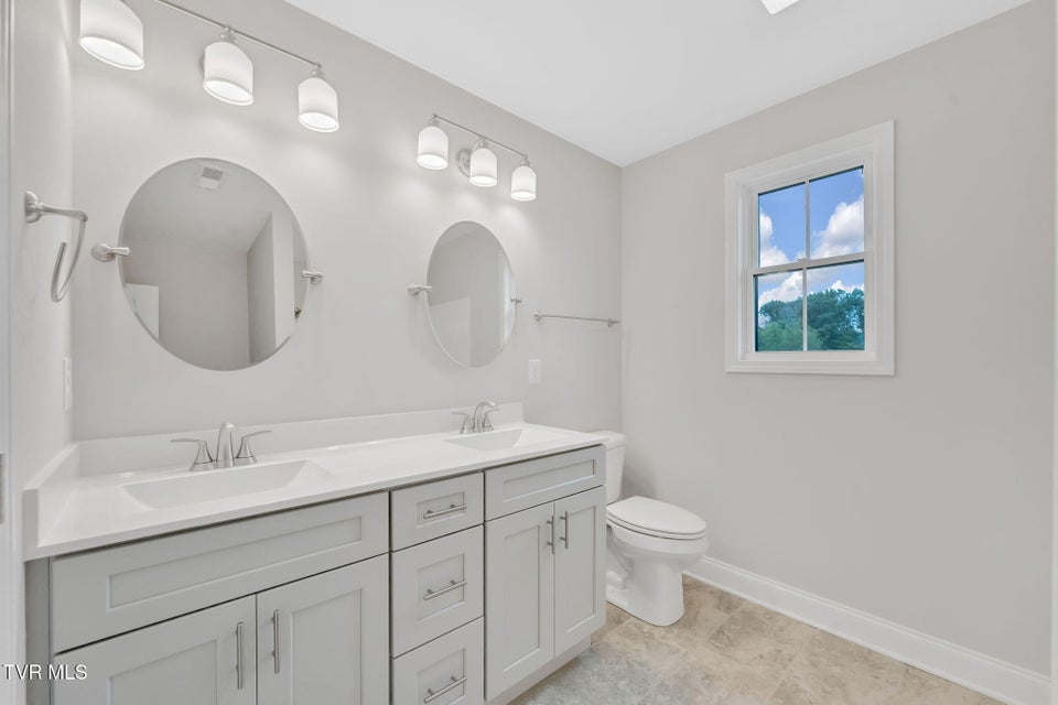 Photo #22: 622 Cherry Marie Drive