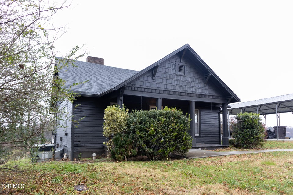 Photo #2: 136 Riverview Street