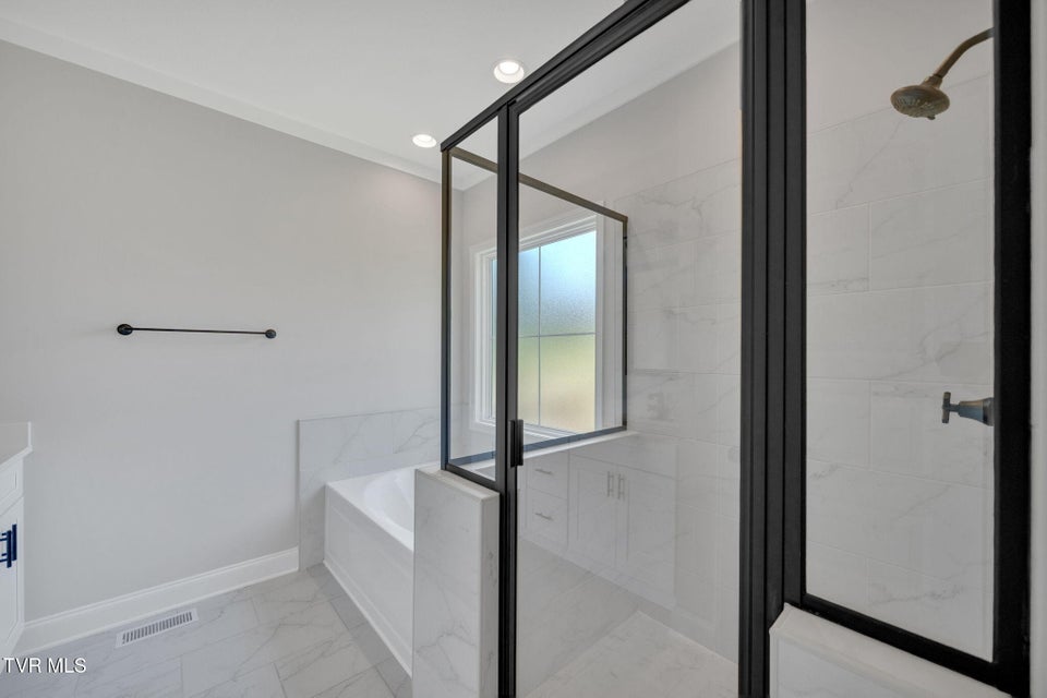 Photo #18: 618 Cherry Marie Drive