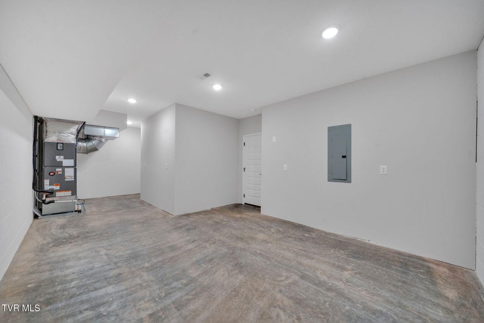 Photo #37: 618 Cherry Marie Drive