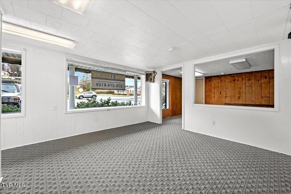 Photo #4: 33424 Bunker Hill Lane