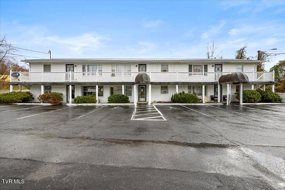 Photo #7: 33424 Bunker Hill Lane