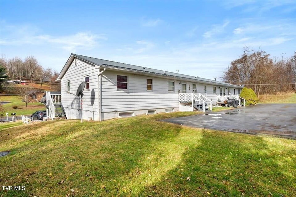 Photo #9: 33424 Bunker Hill Lane