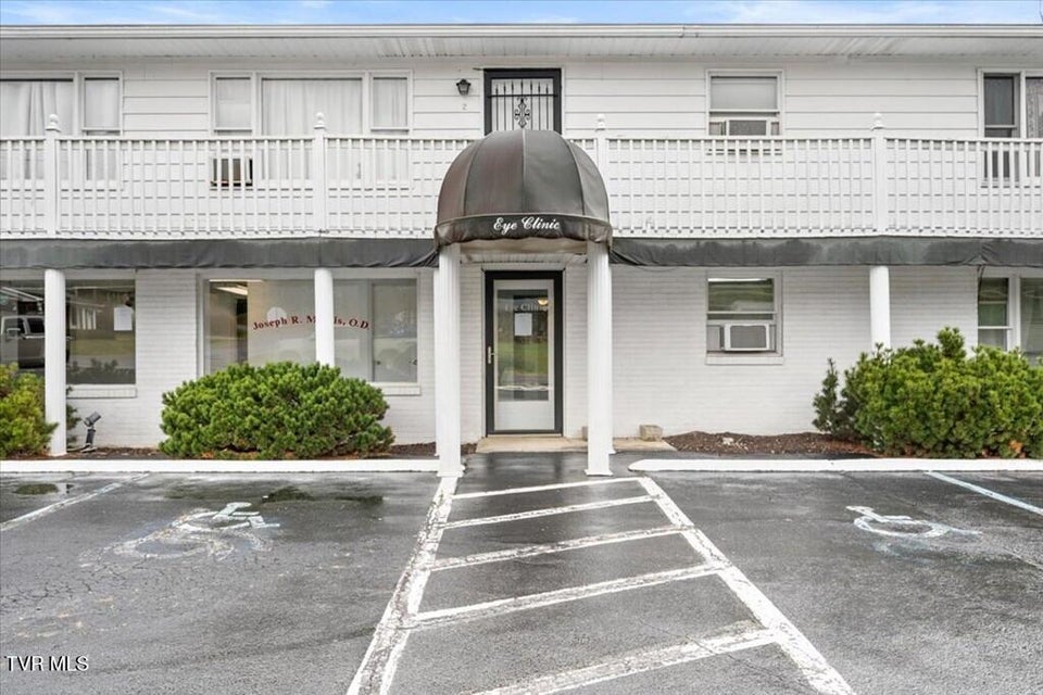 Photo #11: 33424 Bunker Hill Lane