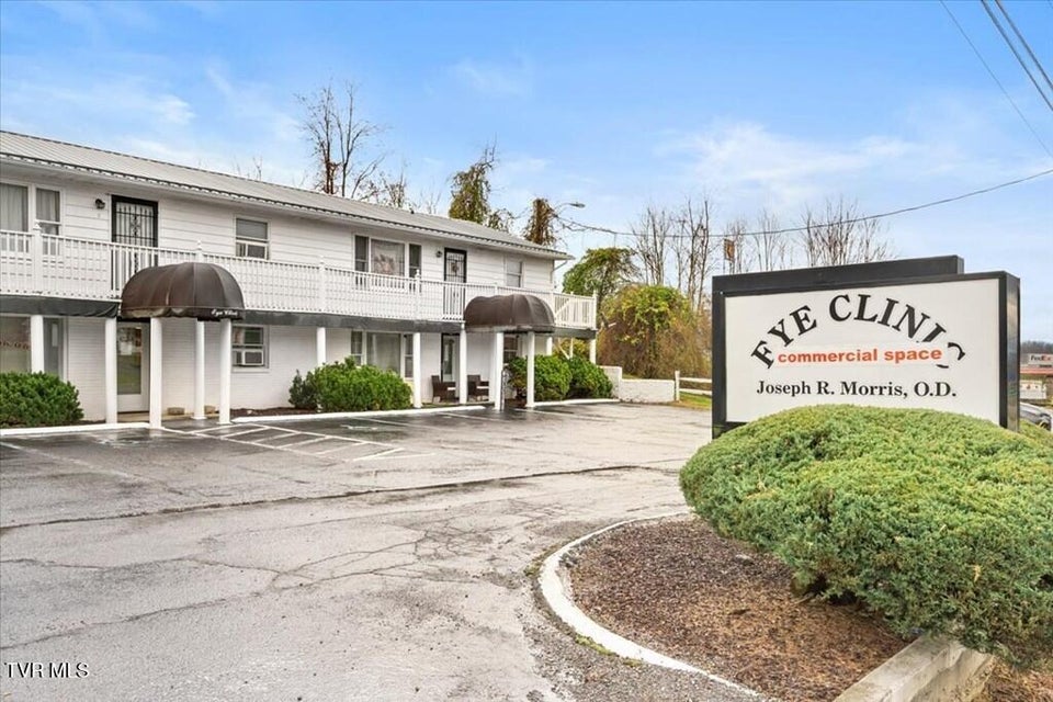 Photo #12: 33424 Bunker Hill Lane