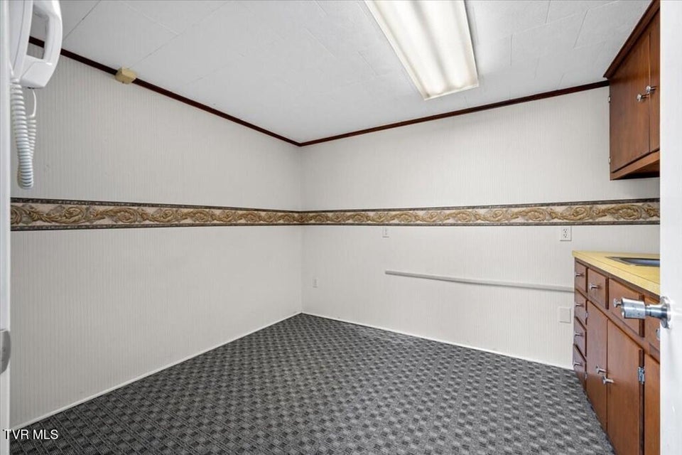 Photo #15: 33424 Bunker Hill Lane