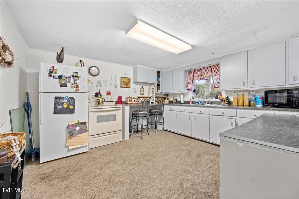 Photo #26: 33424 Bunker Hill Lane