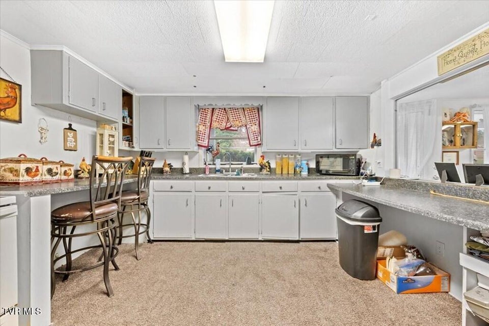 Photo #27: 33424 Bunker Hill Lane