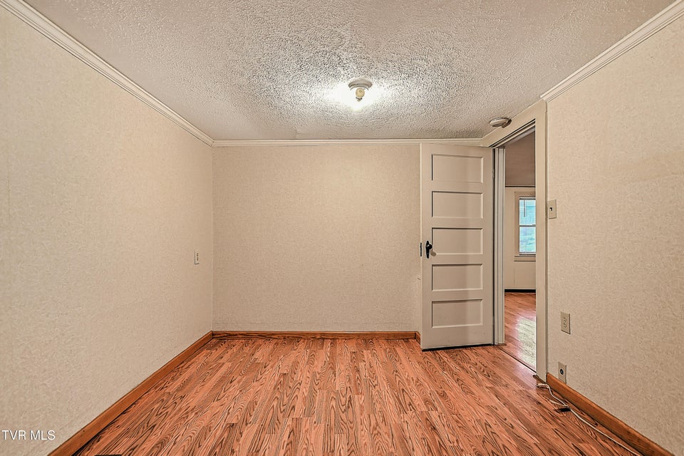 Photo #17: 146 Estep Hollow Road