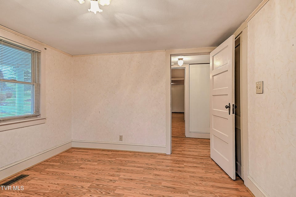 Photo #20: 146 Estep Hollow Road