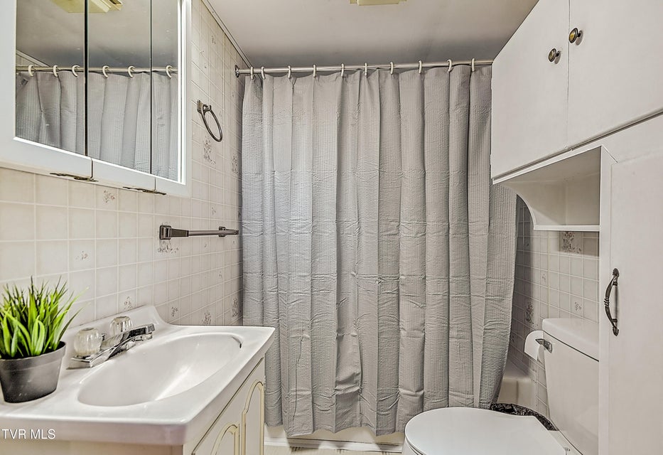 Photo #22: 146 Estep Hollow Road