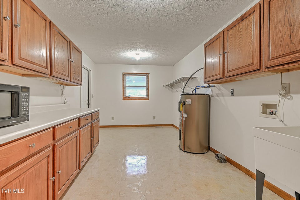 Photo #31: 146 Estep Hollow Road