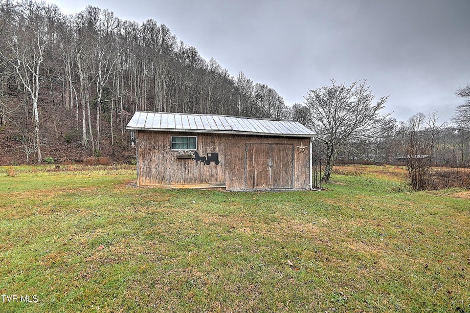 Photo #39: 146 Estep Hollow Road