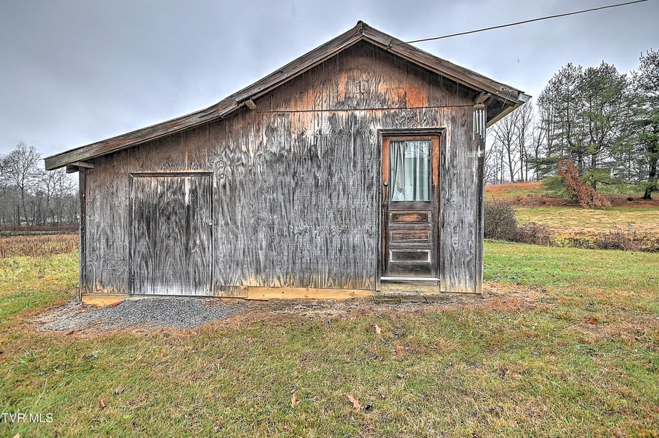 Photo #41: 146 Estep Hollow Road