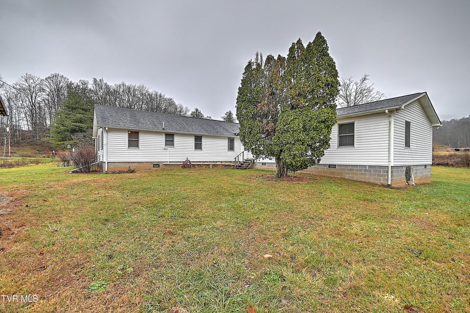 Photo #42: 146 Estep Hollow Road