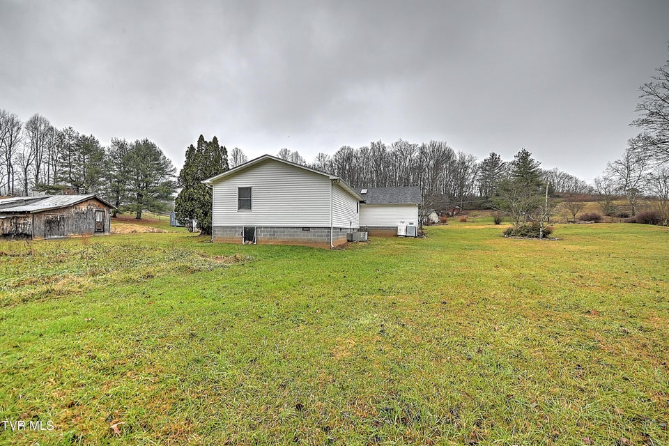 Photo #45: 146 Estep Hollow Road