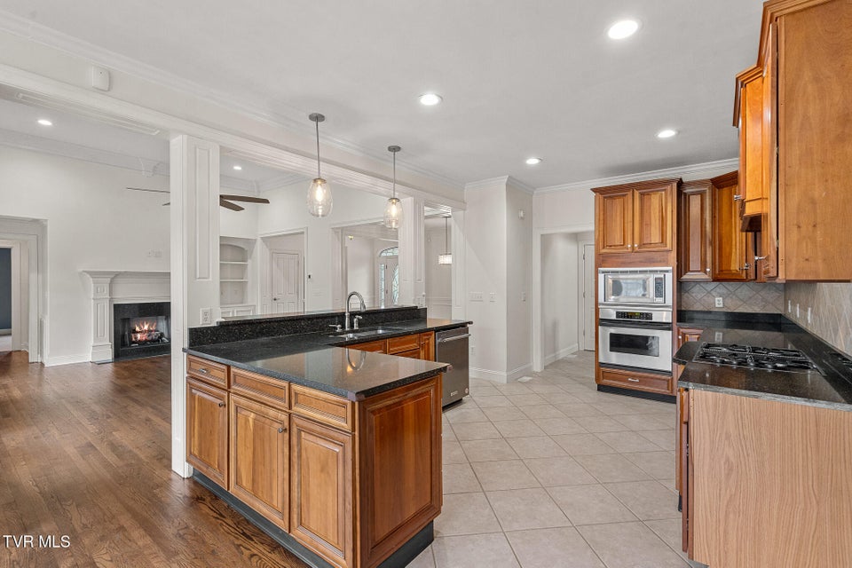 Photo #33: 773 Waterstone Circle