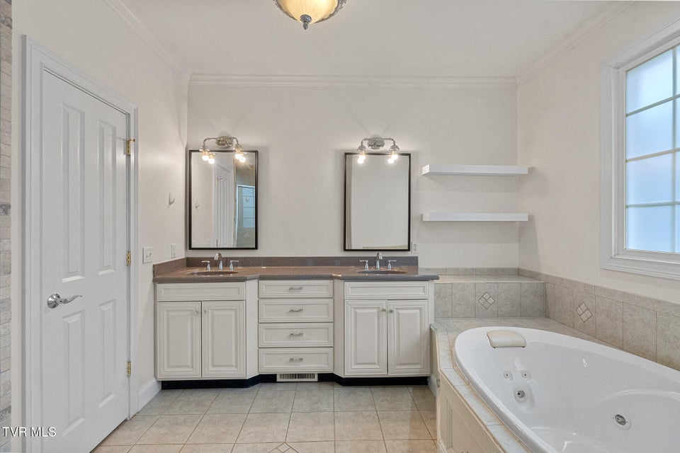 Photo #40: 773 Waterstone Circle