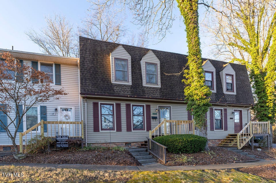 Photo #27: 2205 Greenbriar Circle