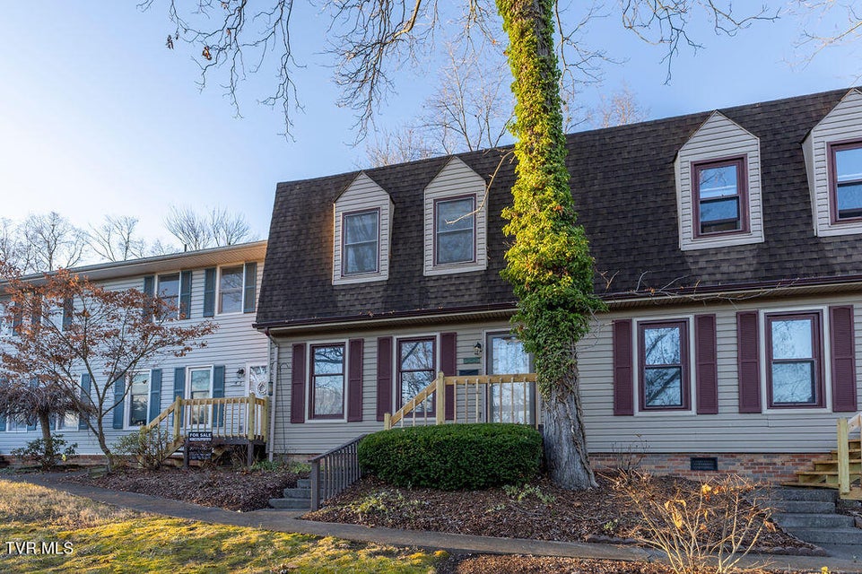 Photo #28: 2205 Greenbriar Circle