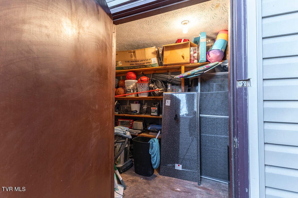 Photo #26: 2205 Greenbriar Circle