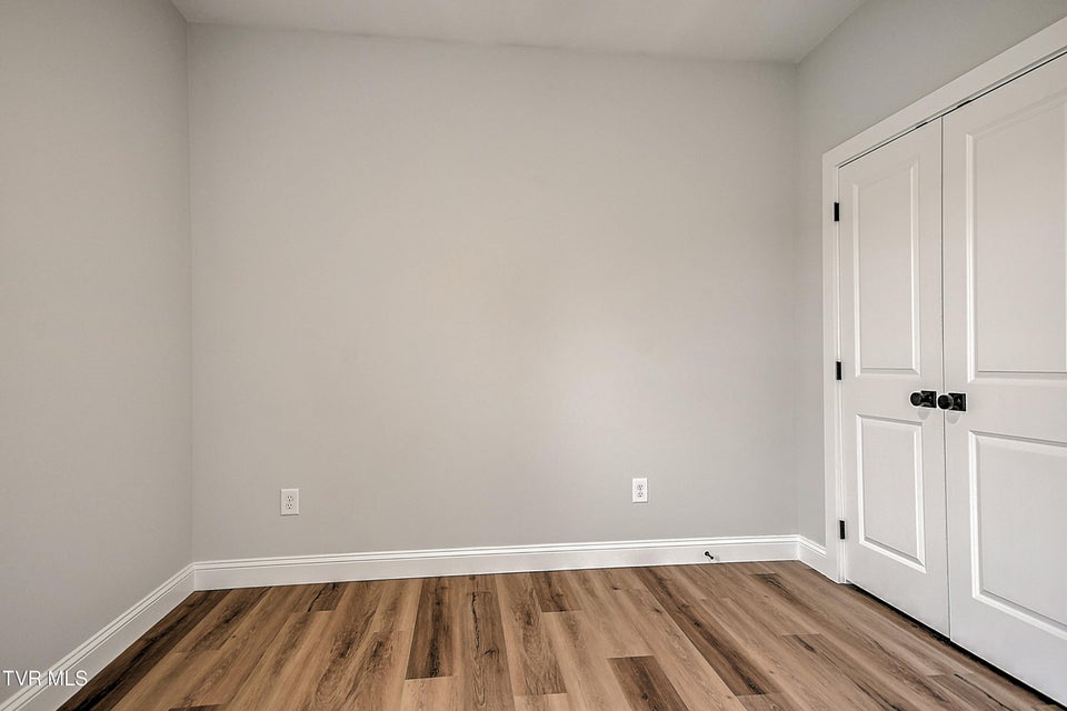 Photo #28: 3270 Old State Route 34 