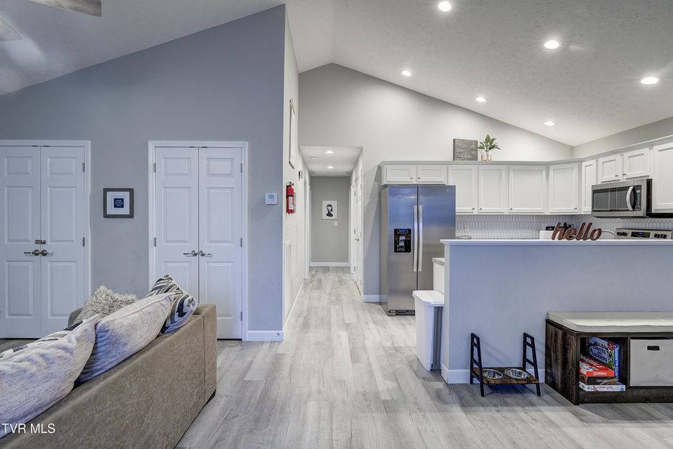 Photo #5: 700a Johnson Avenue