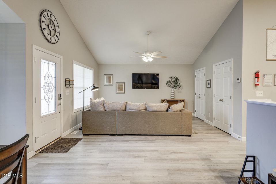 Photo #9: 700a Johnson Avenue