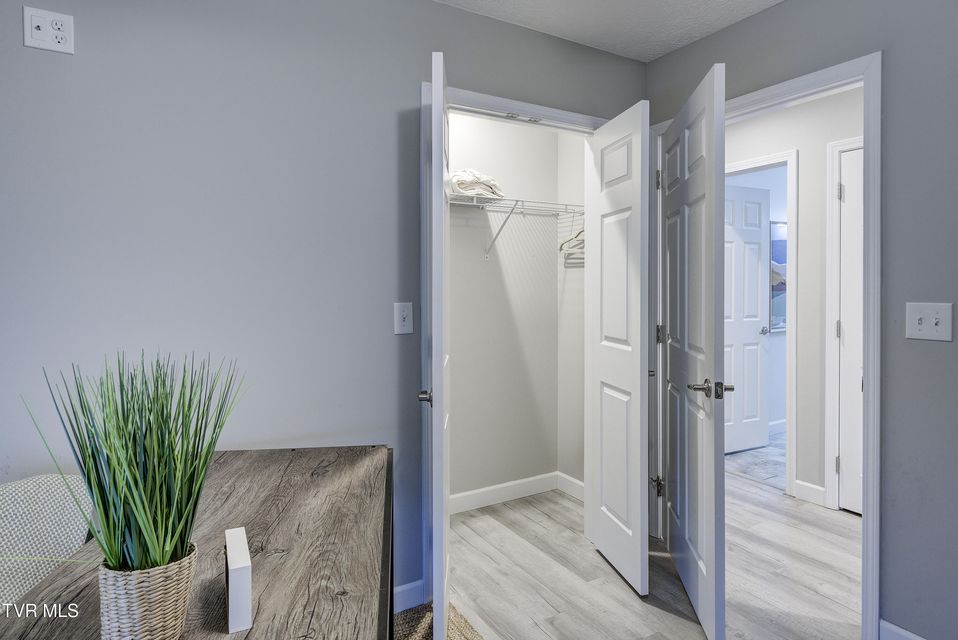 Photo #19: 700a Johnson Avenue