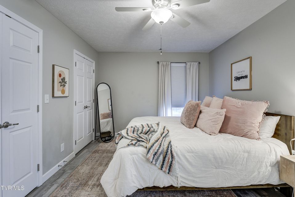 Photo #25: 700a Johnson Avenue