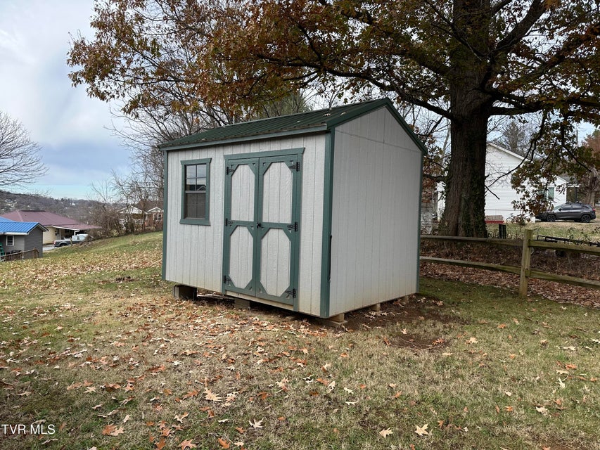 Photo #13: 1313 Siam Road