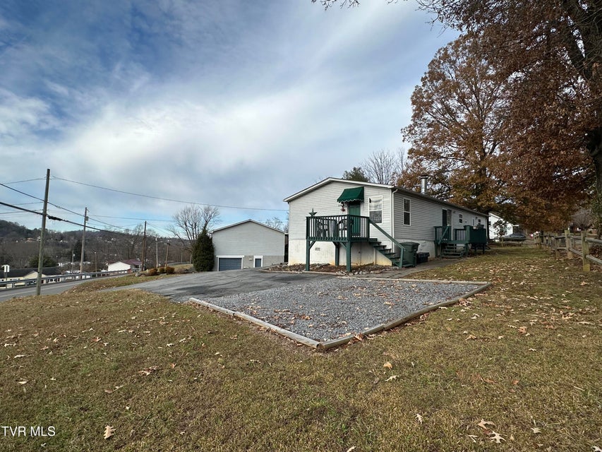 Photo #16: 1313 Siam Road