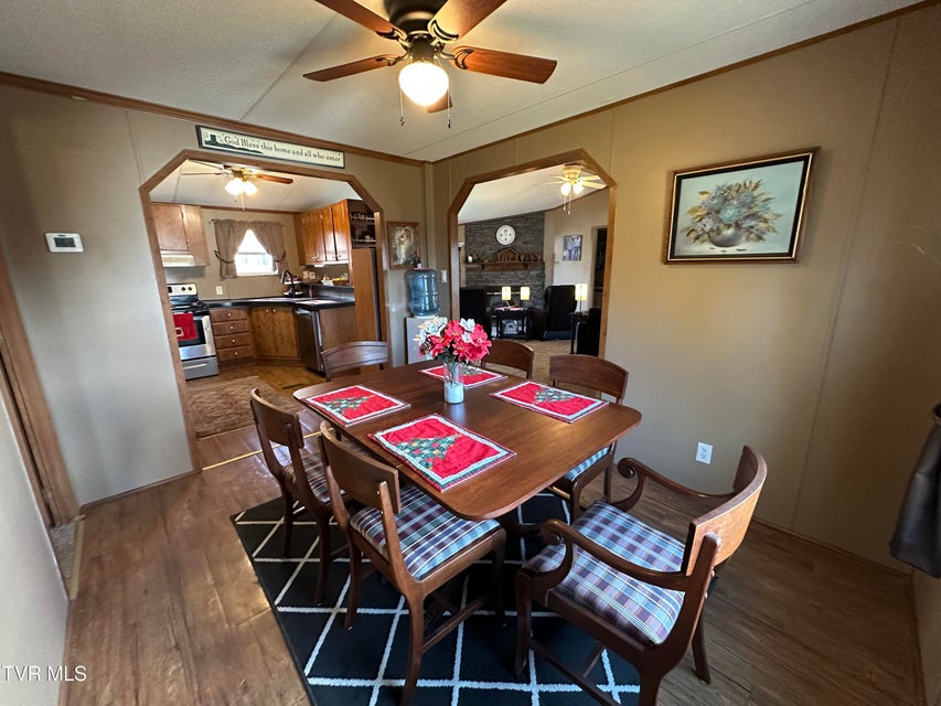 Photo #30: 1313 Siam Road