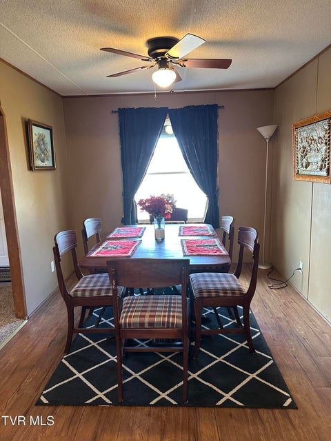 Photo #29: 1313 Siam Road